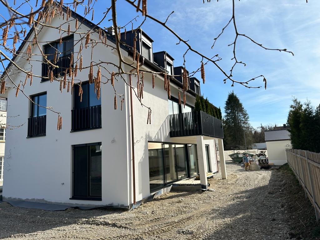 Read more about the article Neubautraum für höchste Ansprüche! Freistehendes Einfamilienhaus in sehr gute Lage Grünwald!