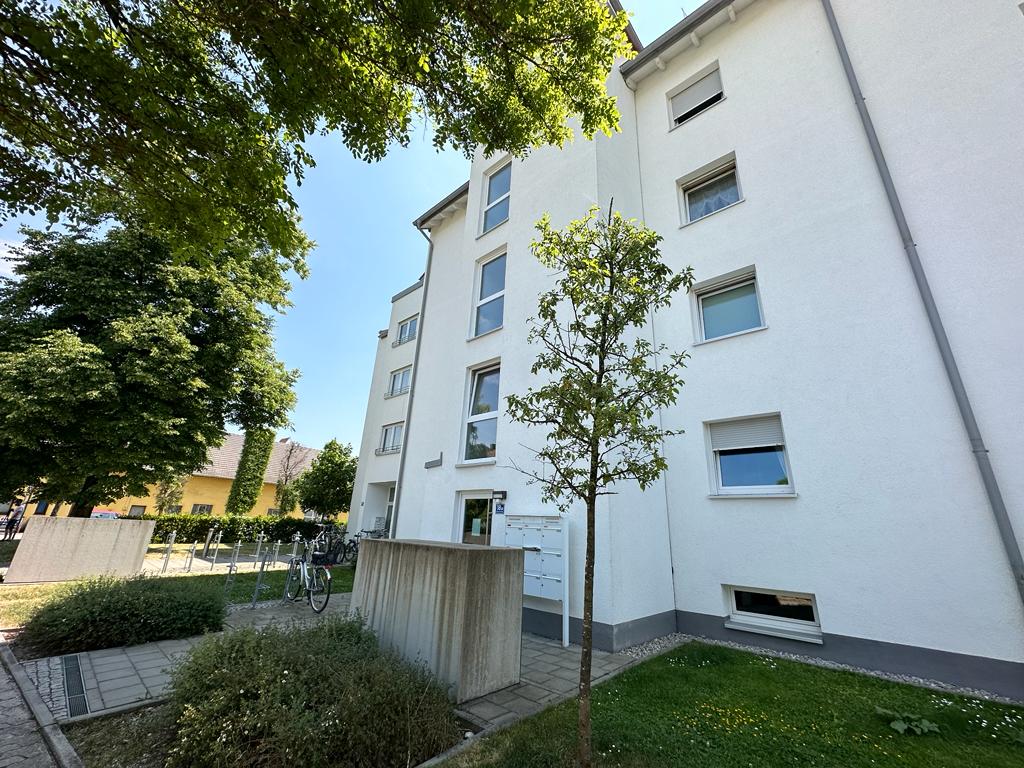 Read more about the article Wohnen in bester Ortskernlage Poing!  Erdgeschoss-Wohnung mit Einliegerappartement