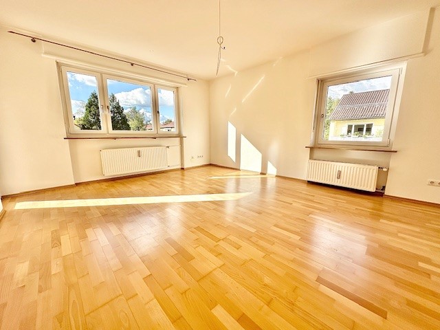 Mehr über den Artikel erfahren Wohnen am grünen Stadtrand! 3 Zimmer-Wohnung in begehrter Lage München- Harlaching!